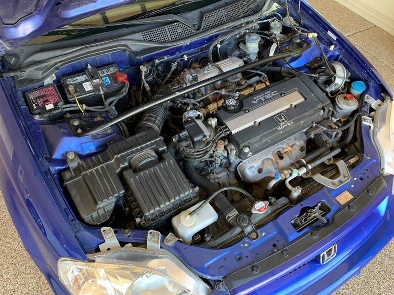 Illustration for article titled Is This 1999 Honda Civic Si OG Enough to Ask $9,999?